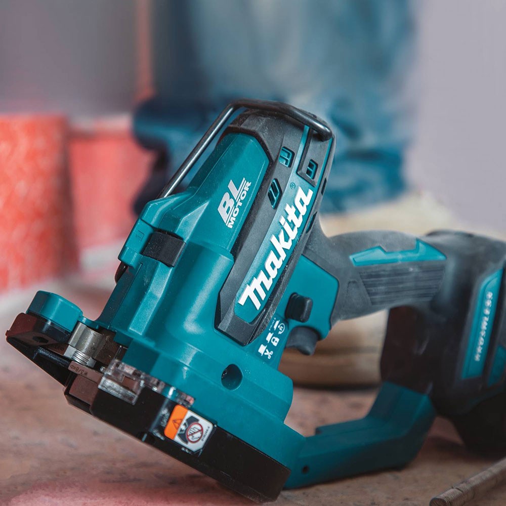 Makita XCS03Z 18V LXT Lithium-Ion Brushless Cordless Threaded Rod Cutter