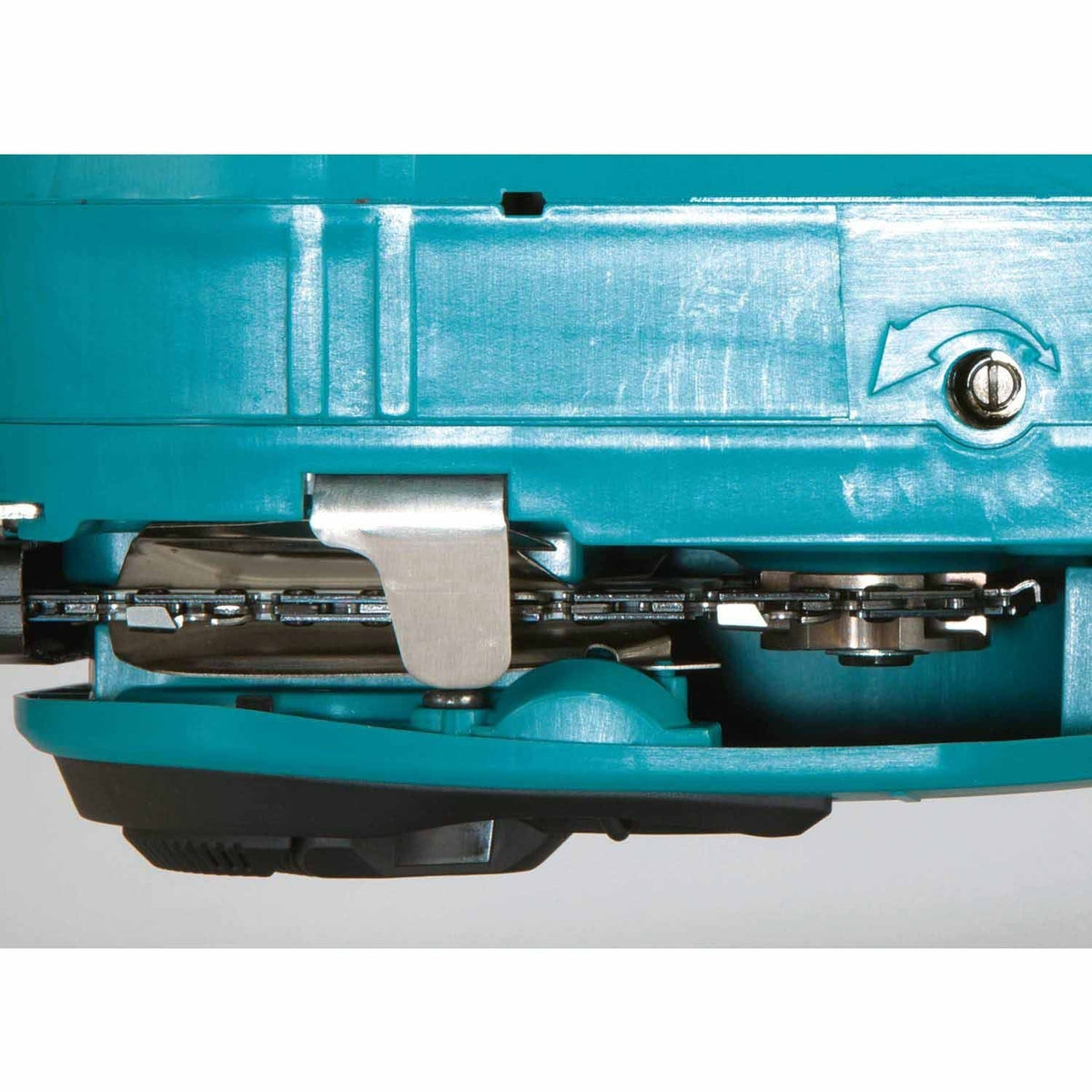 Makita XCU04CM 36V (18V X2) LXT 16" Chain Saw Kit