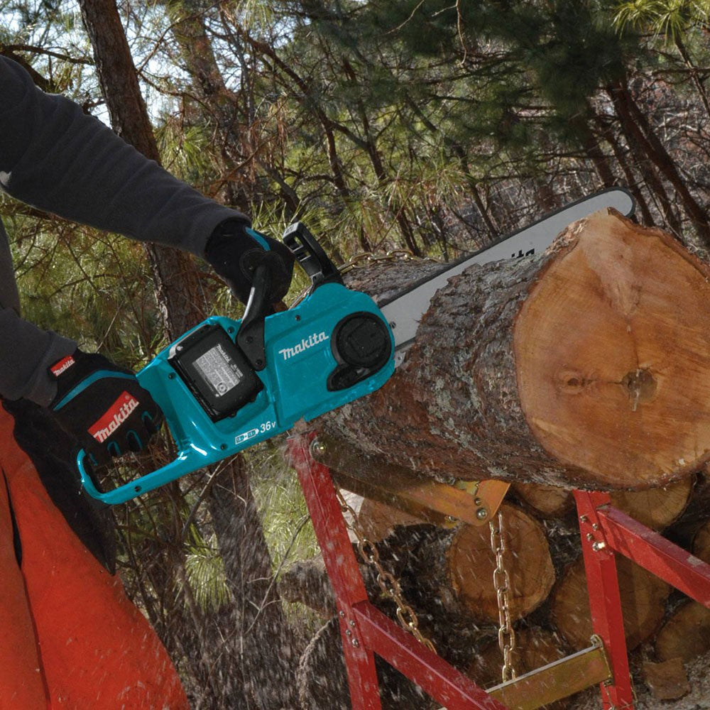 Makita XCU04PT1 18V X2 (36V) LXT 16" Chain Saw Kit with 4 Batteries (5.0Ah)
