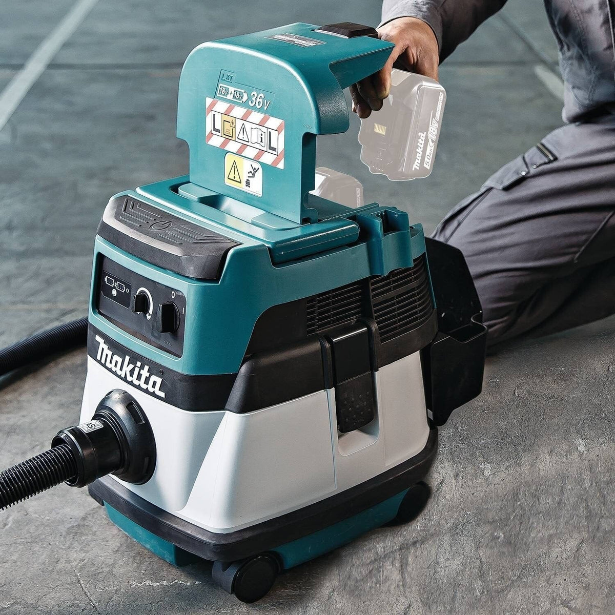 Makita XCV04Z 18V X2 LXT Li-Ion Cordless 2.1 Gallon Dry Vacuum Bare Tool