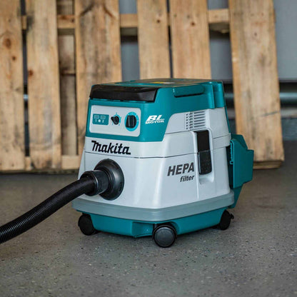 Makita XCV21ZX 36V (18V X2) LXT HEPA Filter Dry Dust Extractor 2.1 Gal, Tool Only