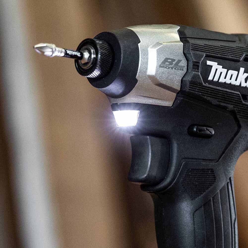 Makita XDT18SY1B 18V LXT Lithium‑Ion Sub‑Compact Brushless Cordless Impact Driver Kit (1.5Ah)