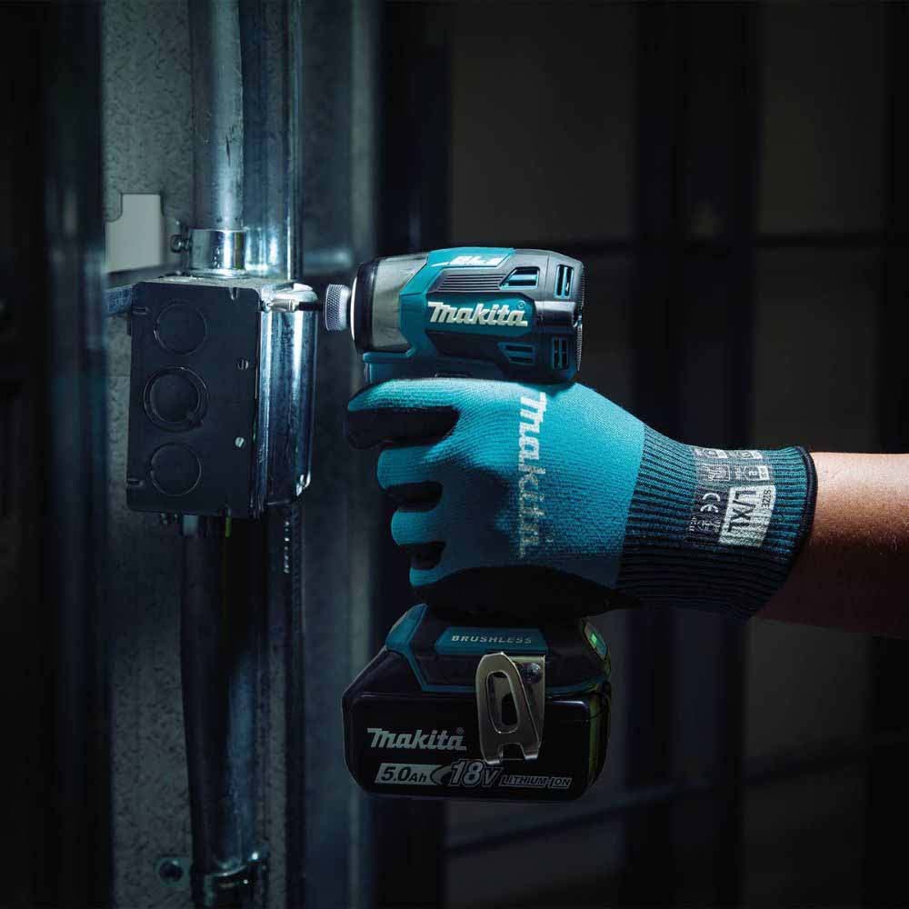 Makita XDT20T 18V LXT Lithium-Ion Brushless Cordless Quick-Shift Mode 4-Speed Impact Driver Kit