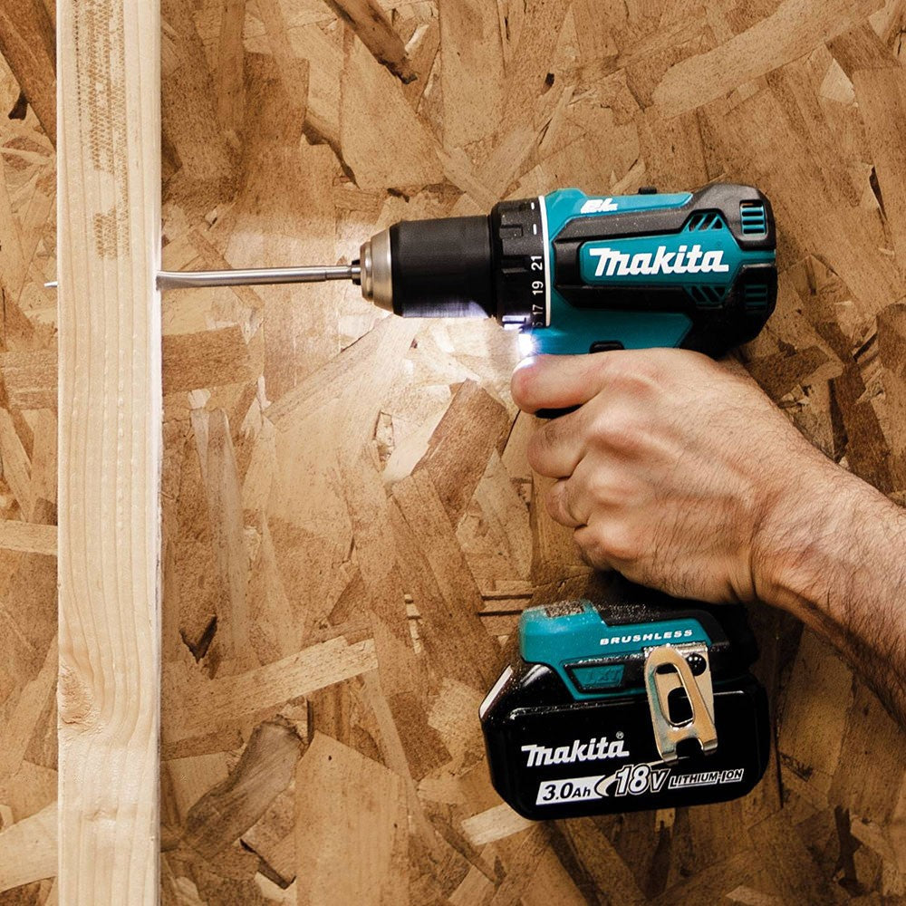Makita XFD131 18V LXT Compact Brushless 1/2 in. Driver-Drill Kit (3.0Ah)