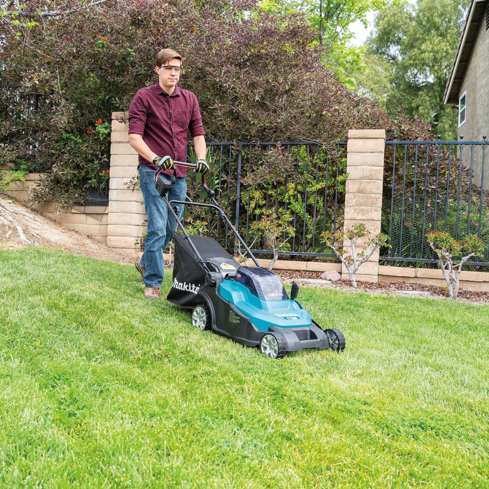 Makita XML05PT 36V (18V X2) LXT 17" Residential Lawn Mower Kit, dual port charger (5.0Ah)