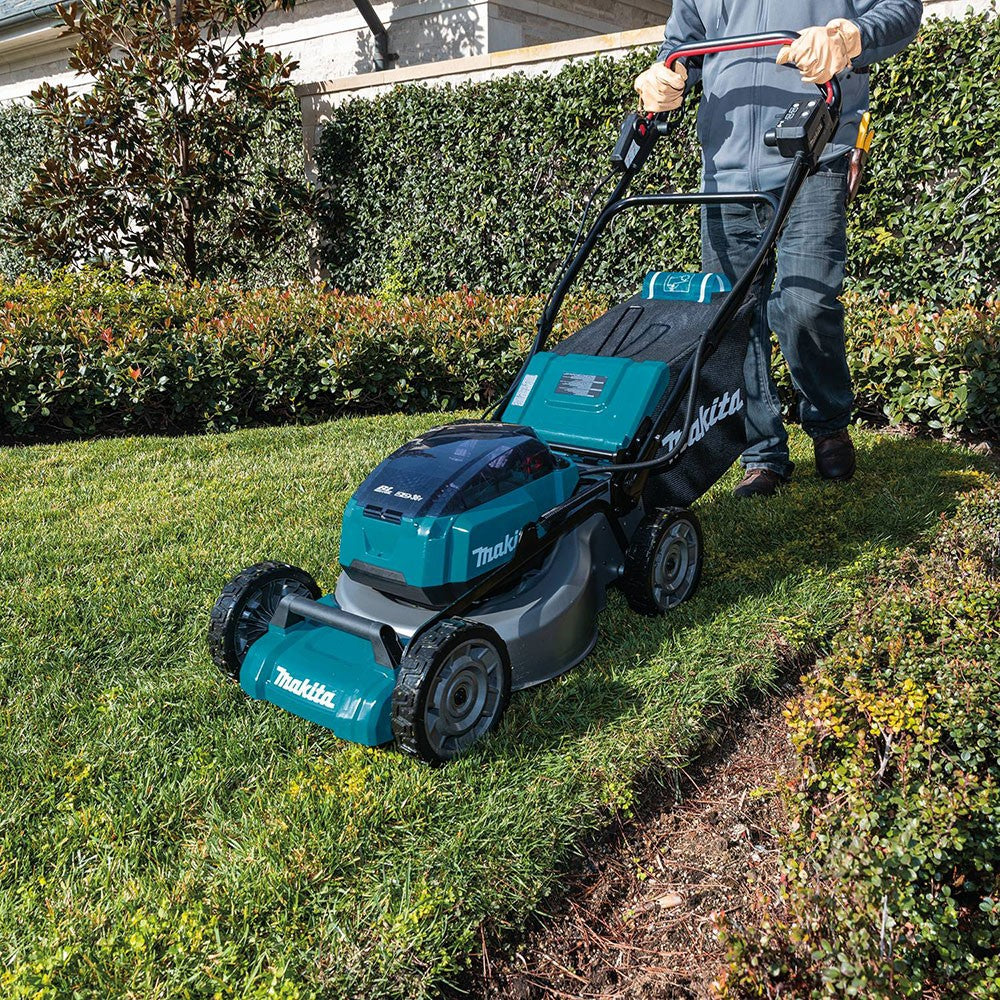 Makita XML06PT1 18V X2 (36V) LXT 18" Self Propelled Lawn Mower Kit