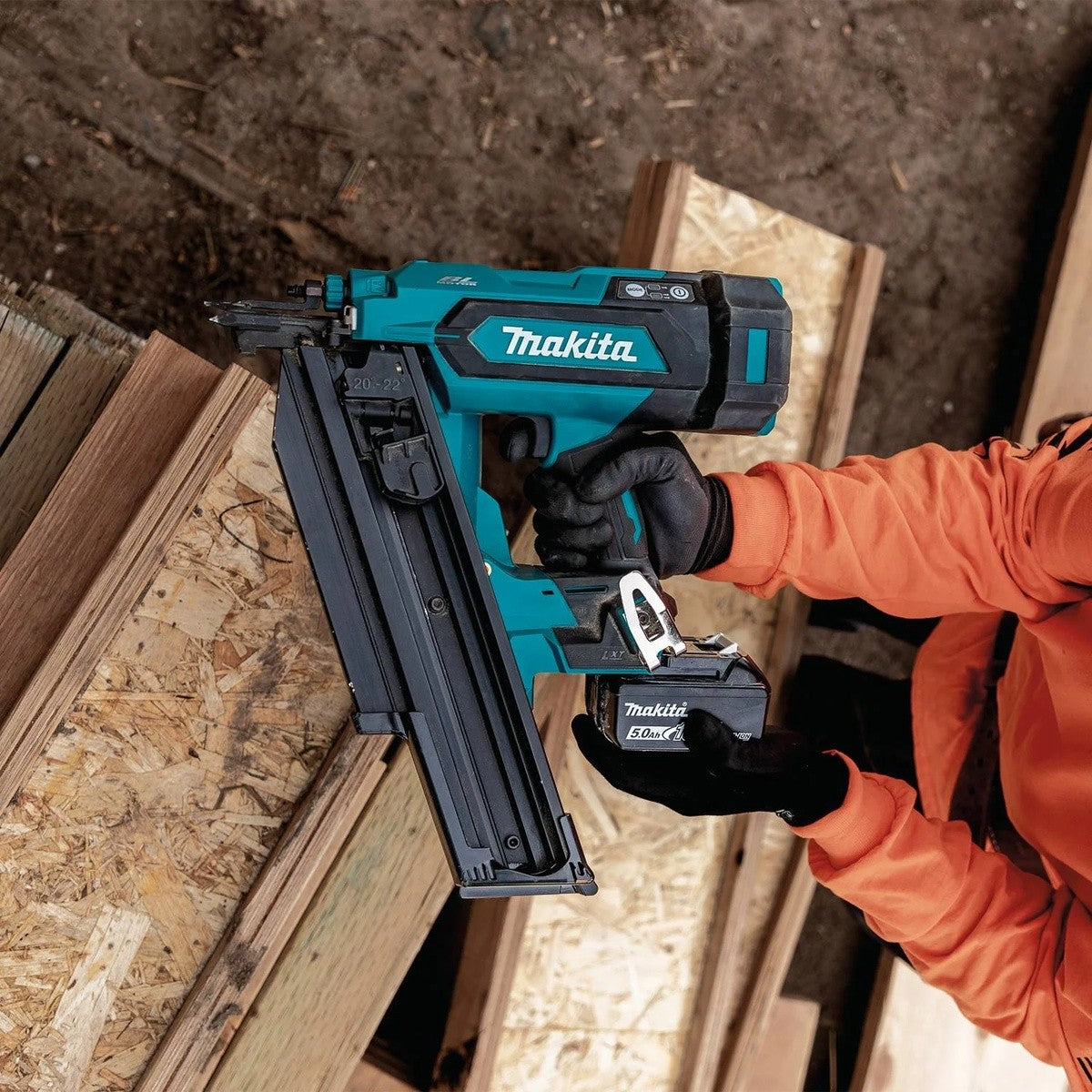 Makita XNB03M1 18V LXT Lithium-Ion Brushless Cordless 21" Full Round Head 3-1/2" Framing Nailer Kit (4.0Ah)