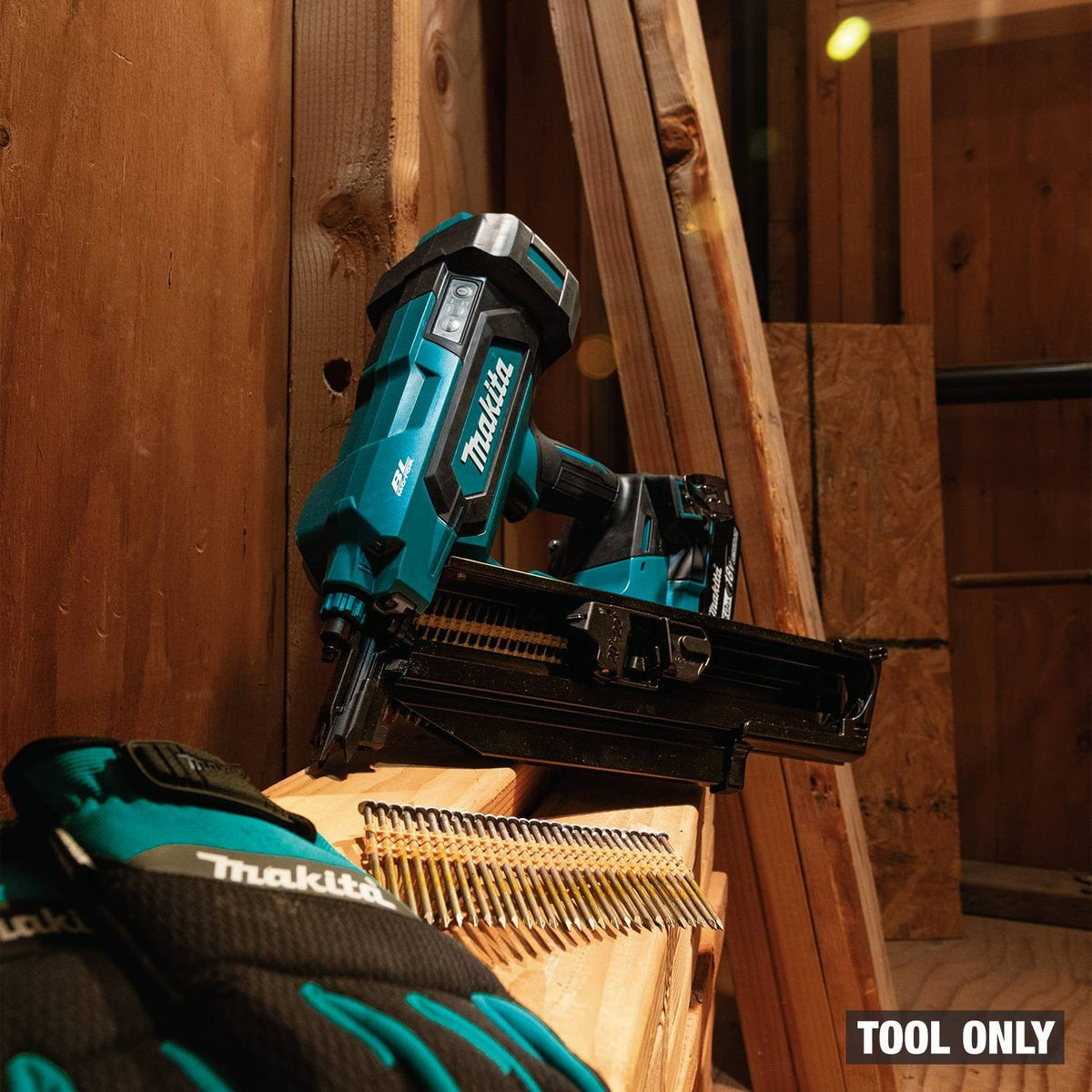 Makita XNB03Z 18V LXT Cordless 21 Degree Full Round Head 3-1/2" Framing Nailer (Tool Only)