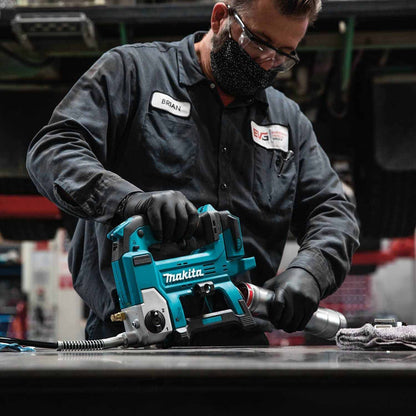 Makita XPG01S1 18V LXT® Lithium-Ion Cordless Grease Gun Kit (3.0Ah)