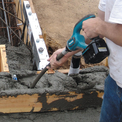 Makita XRV01Z 18V LXT 4' Concrete Vibrator (Tool Only)