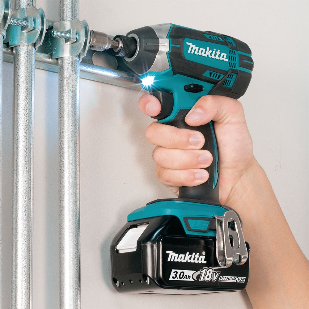 Makita XT614SX1 18V LXT Lithium-Ion Cordless 6-Piece Combo Kit (3.0Ah)