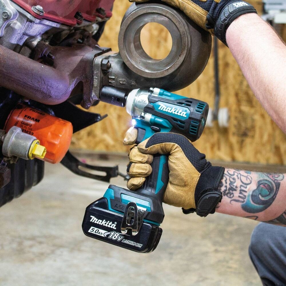 Makita XWT15T 18V LXT Lithium-Ion Brushless Cordless 4-Speed 1/2" Sq. Drive Impact Wrench Kit w/ Detent Anvil, var. spd., rev., L.E.D. Light, bag (5.0Ah)