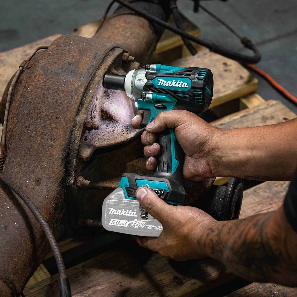 Makita XWT16Z 18V LXT 3/8" Impact Wrench w/ Friction Ring Anvil, Tool Only