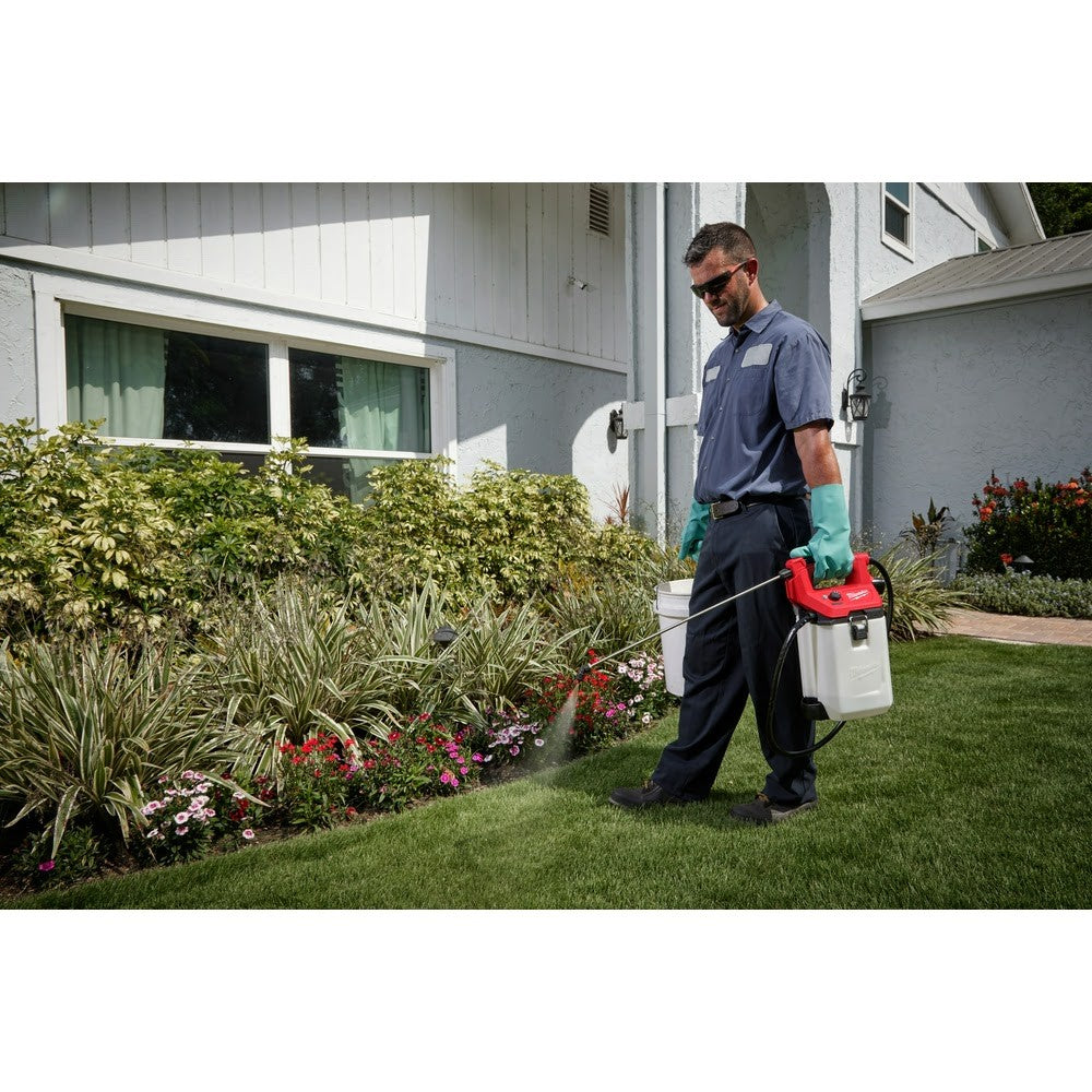 Milwaukee 2528-21G1 M12 1 Gallon Handheld Sprayer Kit