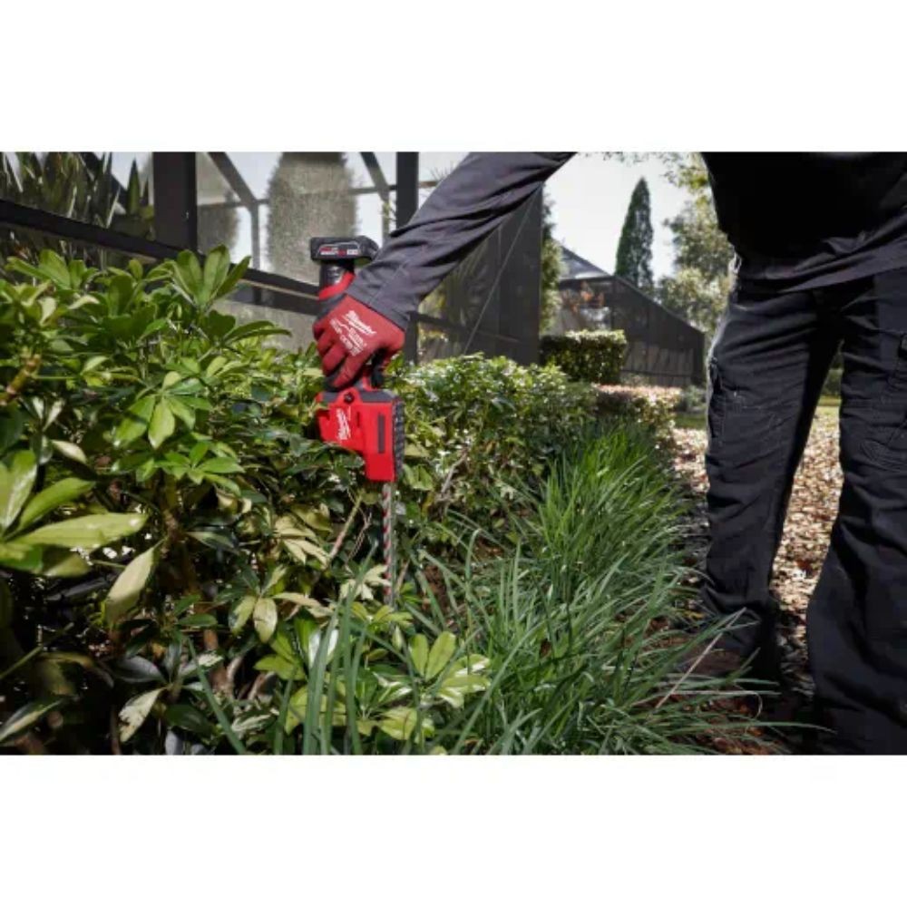Milwaukee 2533-20 M12 FUEL 8" Hedge Trimmer