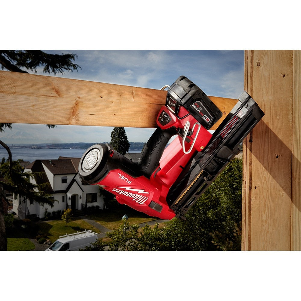 Milwaukee  2744-21 M18 FUEL™ 21 Degree Framing Nailer Kit