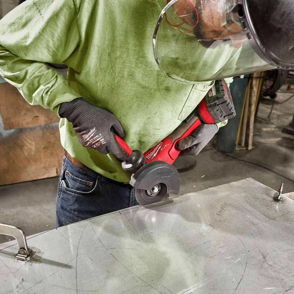 Milwaukee 2888-20 M18 FUEL™ 4-1/2" / 5" Variable Speed Braking Grinder, Paddle Switch No-Lock