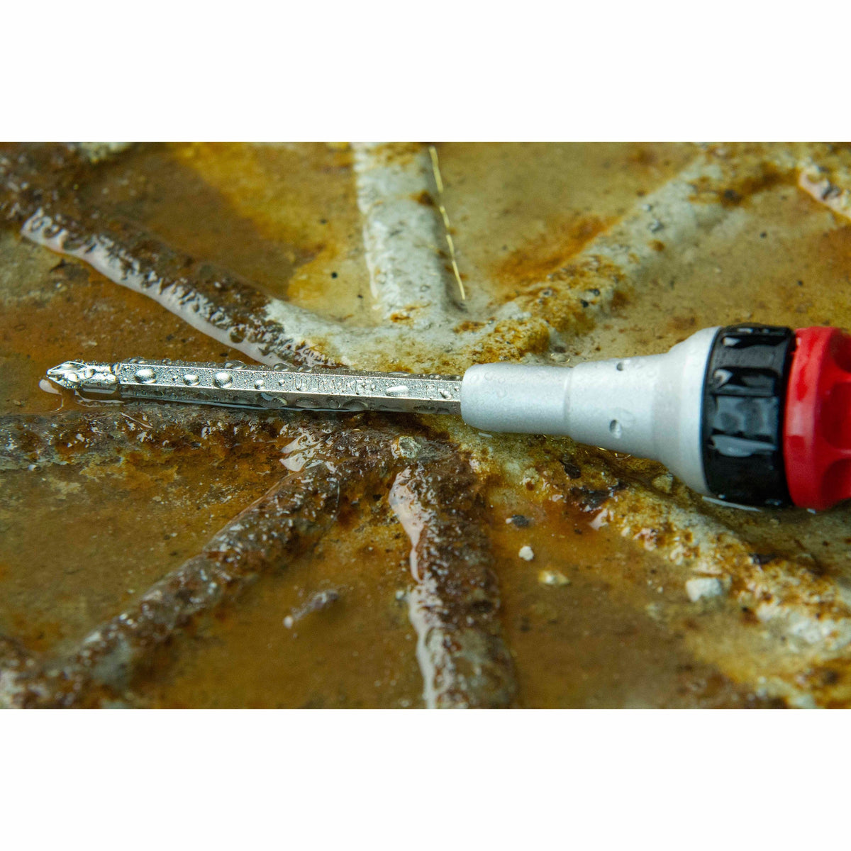 Milwaukee 48-22-2322 9-in-1 Square Drive Ratcheting Multi-bit Driver