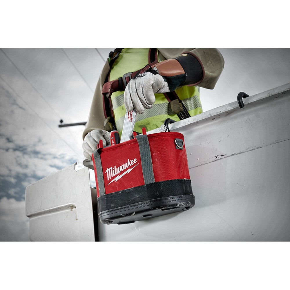 Milwaukee 48-22-8276 14-Pocket Ballistic Material Aerial Oval Bag