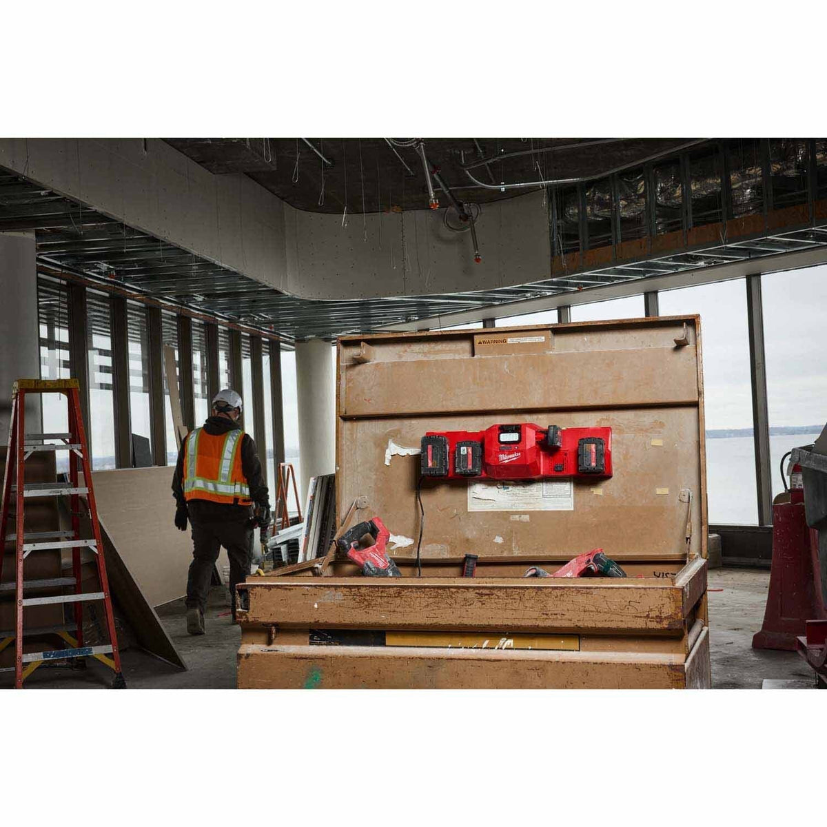 Milwaukee 48-59-1804 M18 and M12 Gangbox Rapid Charger