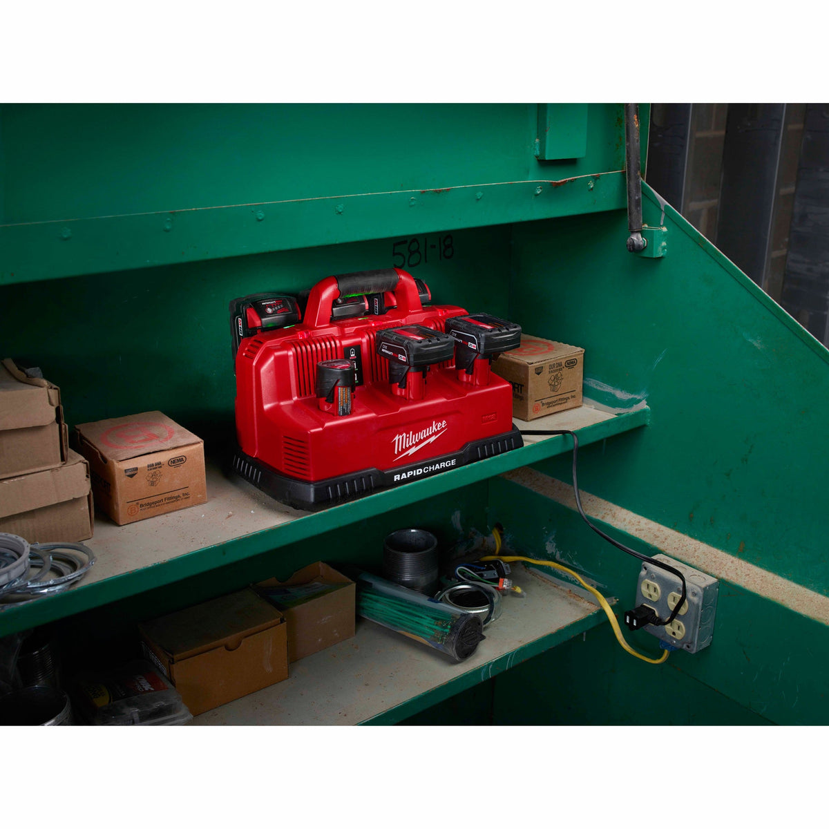 Milwaukee 48-59-1807 M18 & M12 Rapid Charge Station