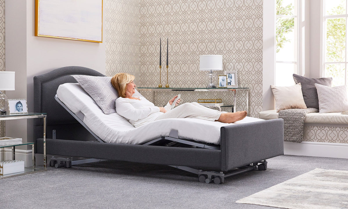 Solo Comfort Profiling Floor Bed