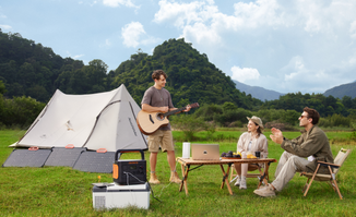 Jackery Solar Generator HomePower 3600 Plus + Solar Saga 500W X
