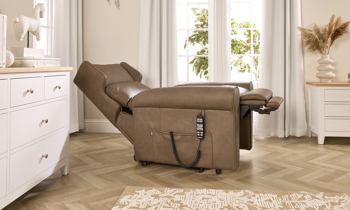 Flynn Riser Recliner Chair