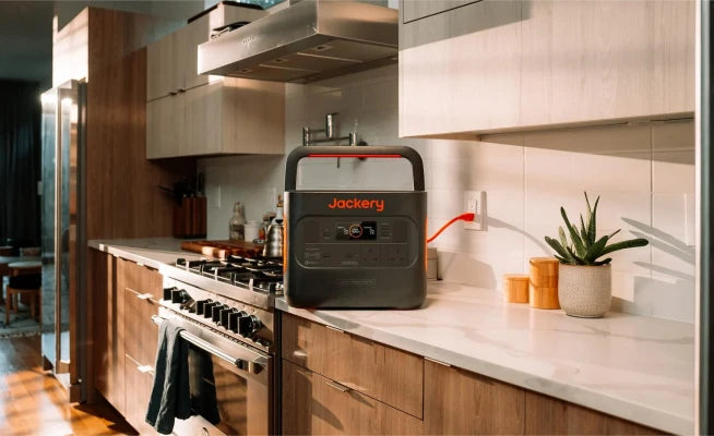 Jackery HomePower 3000 + Power Station Trolley